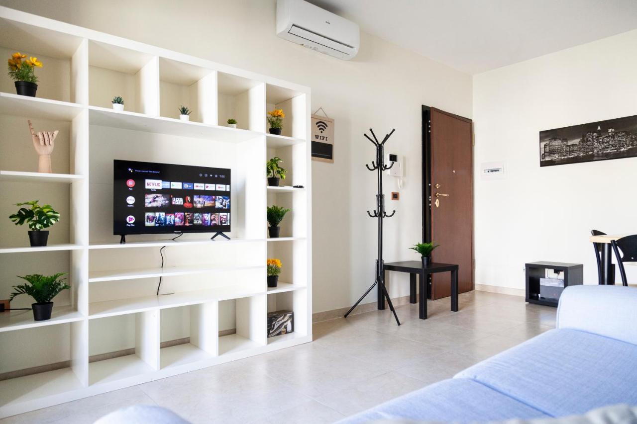 Calefati Holiday Apartment Бари Екстериор снимка